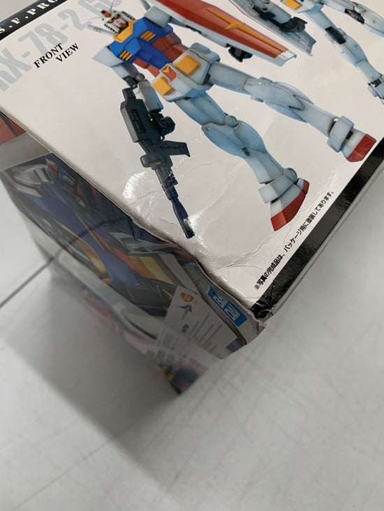 MG RX-78-2 Gundam (Ver. 2.0) [Damaged Box 10%]