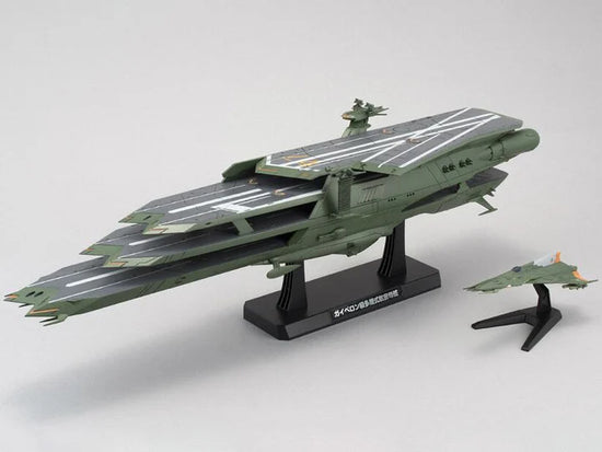 Space Battleship Yamato 2199 Guipellon Class Aircraft Carrier Balgray 1/1000 Scale Model Kit