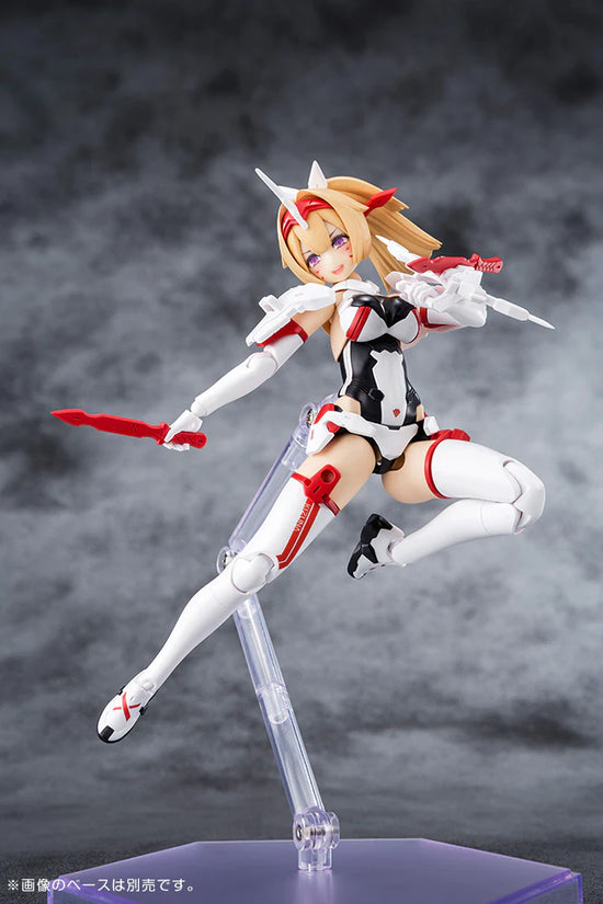 Megami Device Asra Archer Kizuna
Model Kit