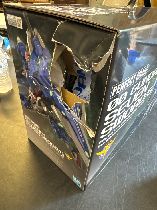 PG 00 GUNDAM SEVEN SWORD/G [Damage Box 15% OFF]