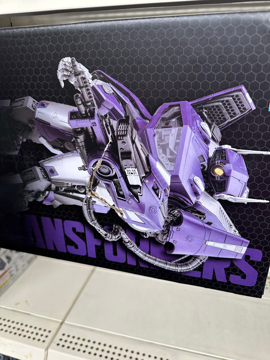 (Damage Box 5% off) Transformers: "Bumblebee" the Movie - Shockwave Model Kit by Yolopark