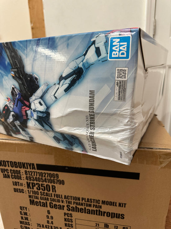 (DAMAGE BOX 40% OFF) PG 1/60 Perfect Strike Gundam