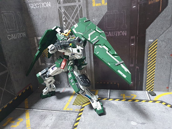 MG Dynames (Water Decal) (Holo)