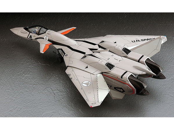 Macross Plus VF11B Thunderbolt 1:72