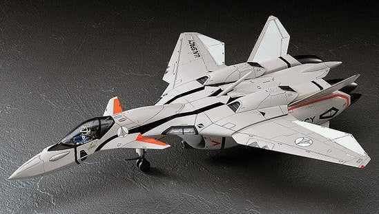 Macross Plus VF11B Thunderbolt 1:72