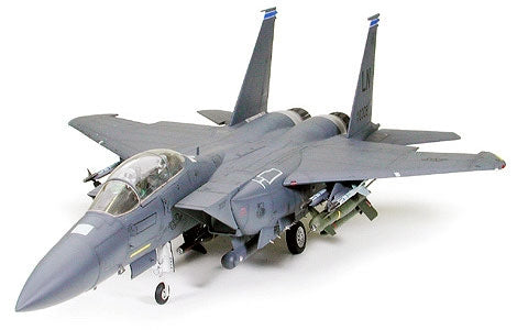 TAMIYA F-15E STRIKE EAGLE "Bunker Buster" 1:32 scale